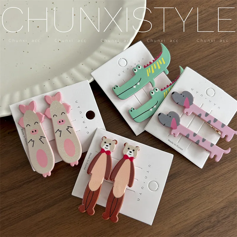Cartoon Dog Alligator Hair Clips for Kids Side Bangs Duck Bill Barrettes Sweet Cool Unique Non Slip Strong Hold Hair Accessories
Cartoon Dog Alligator Hair Clips for Kids Side Bangs Duck Bill Barrettes Sweet Cool Unique Non Slip Strong Hold Hair Accessories