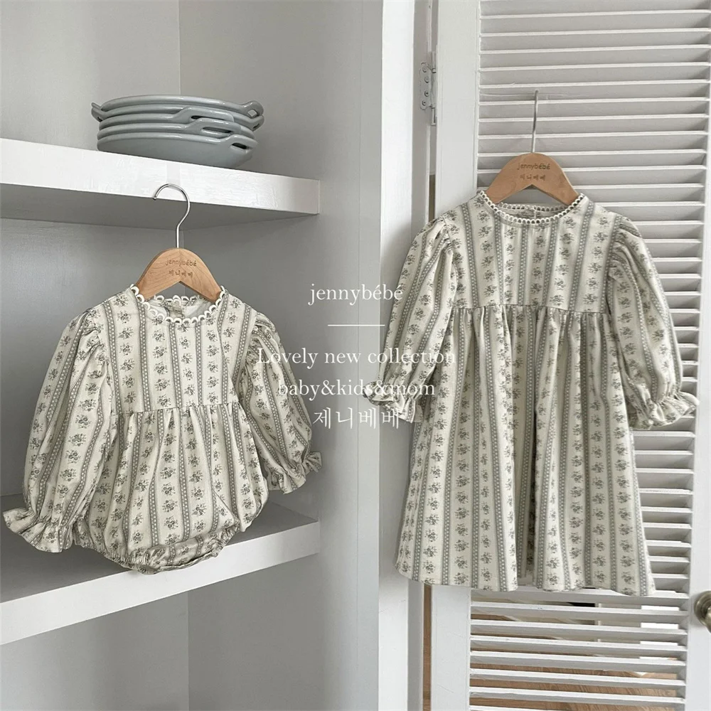 Vintage Little Girls Autumn Clothes Sisters Dress Spring Floral Stripe Pattern Infant Bodysuit Toddler Romper Linen Baby Clothes
Vintage Little Girls Autumn Clothes Sisters Dress Spring Floral Stripe Pattern Infant Bodysuit Toddler Romper Linen Baby Clothes