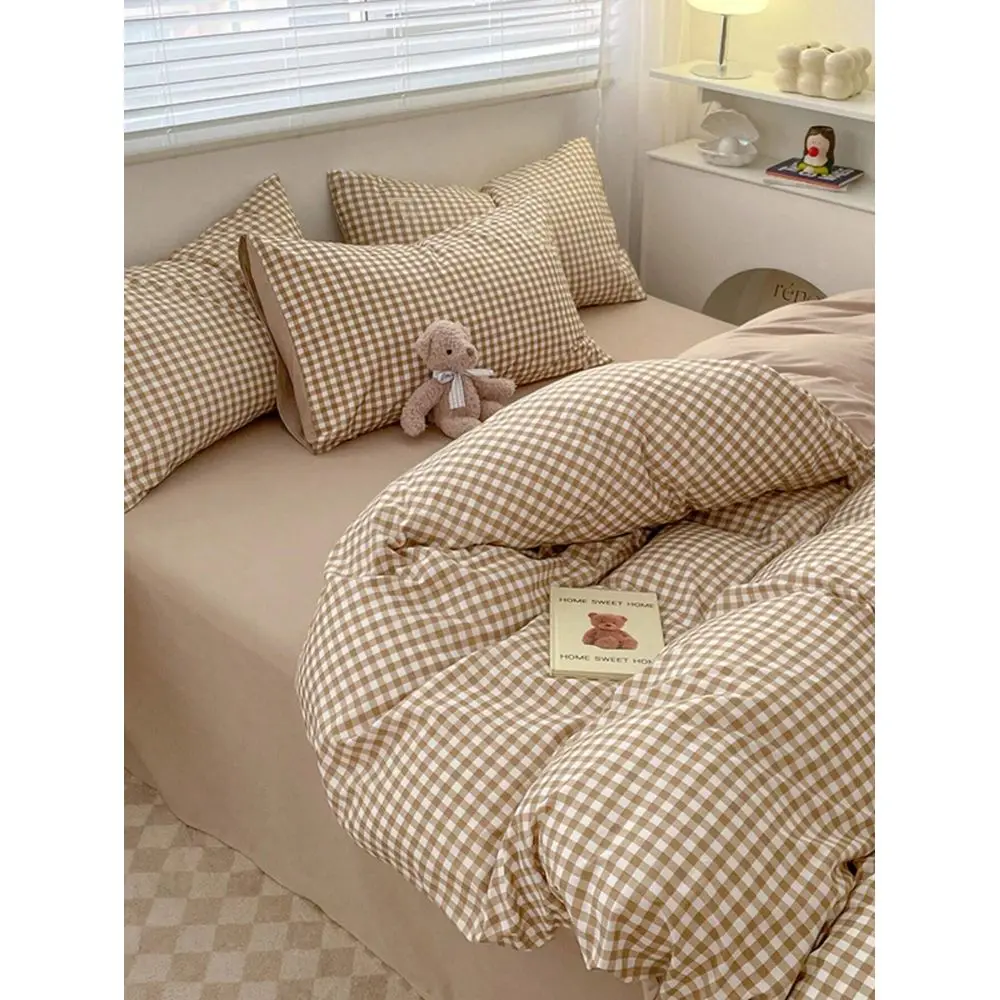 100 Polyester Minimalist Plaid Duvet Cover Set 2 Pillow Shams 1 Duvet Cover, Nordic Style No Bed Sheet
100 Polyester Minimalist Plaid Duvet Cover Set 2 Pillow Shams 1 Duvet Cover, Nordic Style No Bed Sheet