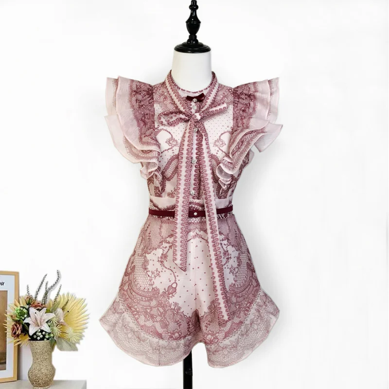 Real Shot Spring and Summer Vacation New Tencel Linen Slim Sleeveless Shirt Ruffled Shorts Suit Boutique Women's Clothing
Real Shot Spring and Summer Vacation New Tencel Linen Slim Sleeveless Shirt Ruffled Shorts Suit Boutique Women's Clothing