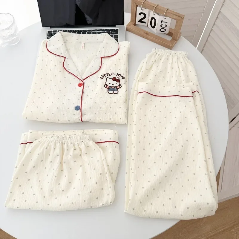 Hello Kitty three-piece women's pajamas, spring and summer polka dot short-sleeved shorts and trousers, Hello Kitty loungewear
Hello Kitty three-piece women's pajamas, spring and summer polka dot short-sleeved shorts and trousers, Hello Kitty loungewear