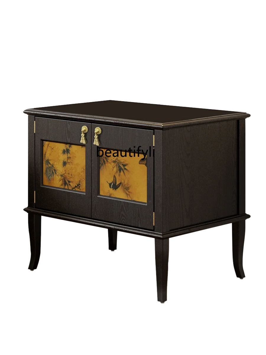 Solid Wood Bedside Cabinet French Style Antique Bedside Table Retro Double Door Bedside Locker
Solid Wood Bedside Cabinet French Style Antique Bedside Table Retro Double Door Bedside Locker