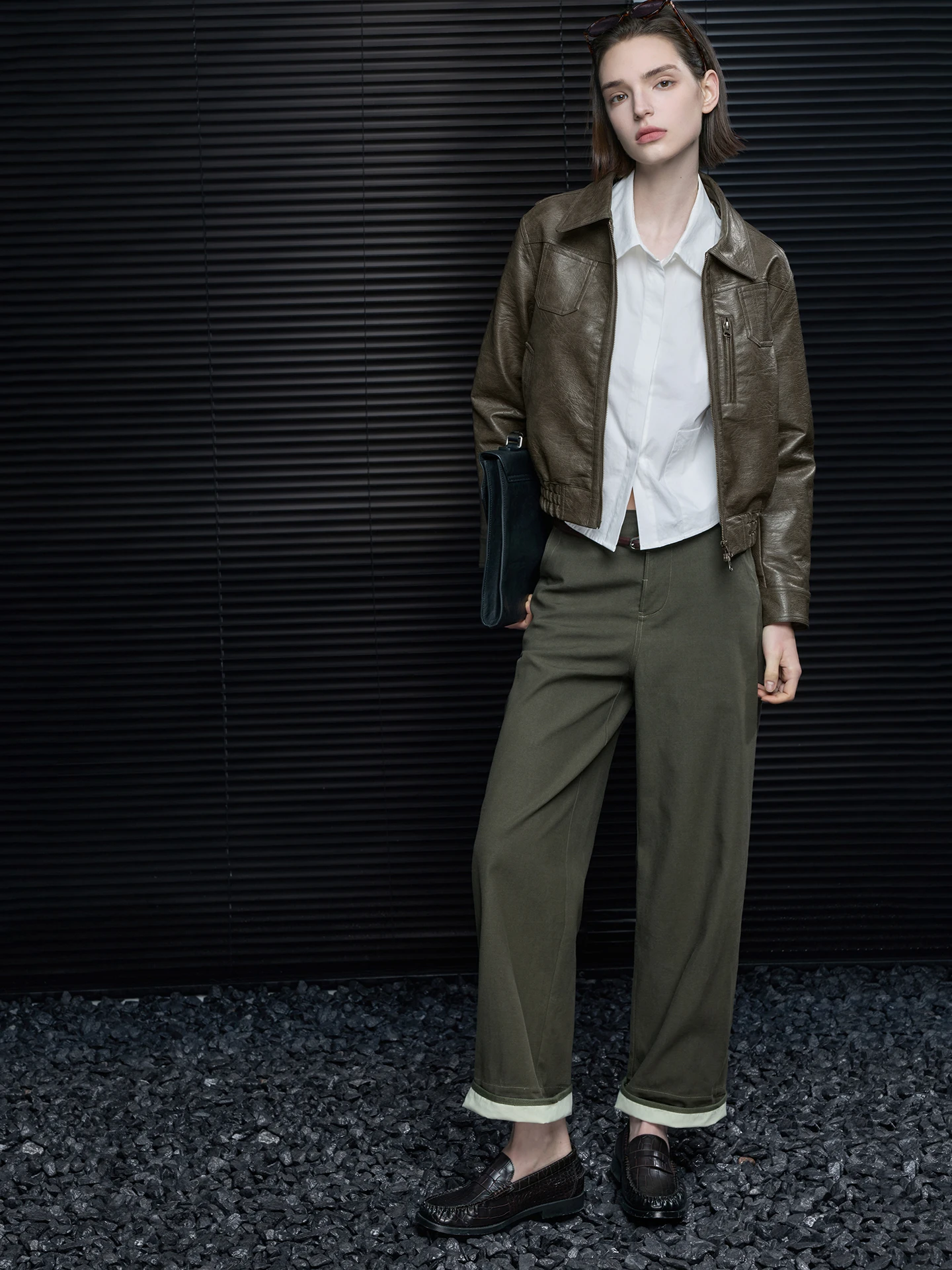 Fashionable Casual Wide Leg Pants Women's Slim Fit Loose Drapey High-End Feel Spring 2026 New Style Street Style Natural Wais...
Fashionable Casual Wide Leg Pants Women's Slim Fit Loose Drapey High-End Feel Spring 2026 New Style Street Style Natural Wais...