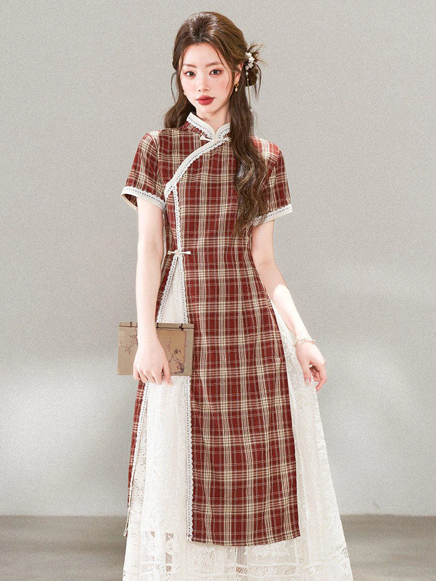 New Chinese Style National Trend Set Summer 2026 Plaid Improved Dress Lace Half Skirt Two Piece Set Women's Fashion
New Chinese Style National Trend Set Summer 2026 Plaid Improved Dress Lace Half Skirt Two Piece Set Women's Fashion