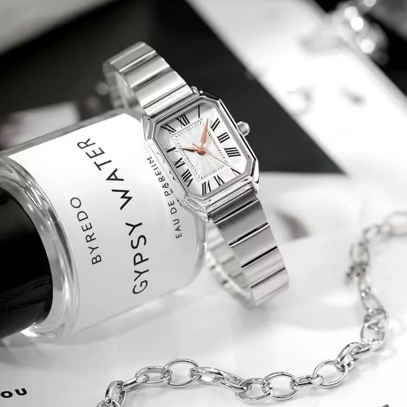 Luxury Watch For Women Rectangular Roman Numeral Small Dial Elegant Hot Seller Business Steel Belt Women Watch Reloj Mujer
Luxury Watch For Women Rectangular Roman Numeral Small Dial Elegant Hot Seller Business Steel Belt Women Watch Reloj Mujer