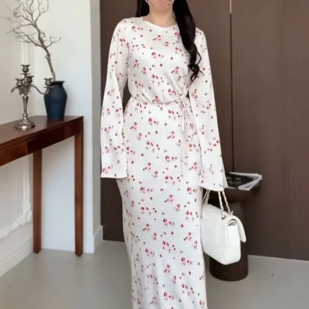 New 2026 Summer Women's Clothing Round Neck Gentle Floral Tight Hip Dress
New 2026 Summer Women's Clothing Round Neck Gentle Floral Tight Hip Dress
