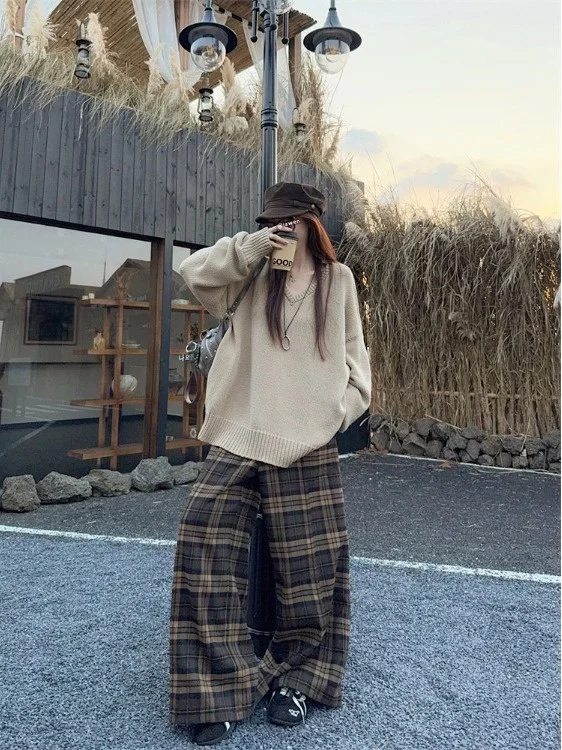 plus Size Casual Knitted Set Autumn Winter Plaid Wide Leg Pants round Neck Long Sleeve Vintage Style Women's Fashion Ensemble
plus Size Casual Knitted Set Autumn Winter Plaid Wide Leg Pants round Neck Long Sleeve Vintage Style Women's Fashion Ensemble