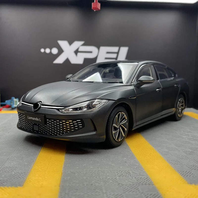 1:18 Lamando L Alloy Car Diecasts & Toy Vehicles Metal Model Luxury Car High Simulation Boys Gifts Collection
1:18 Lamando L Alloy Car Diecasts & Toy Vehicles Metal Model Luxury Car High Simulation Boys Gifts Collection