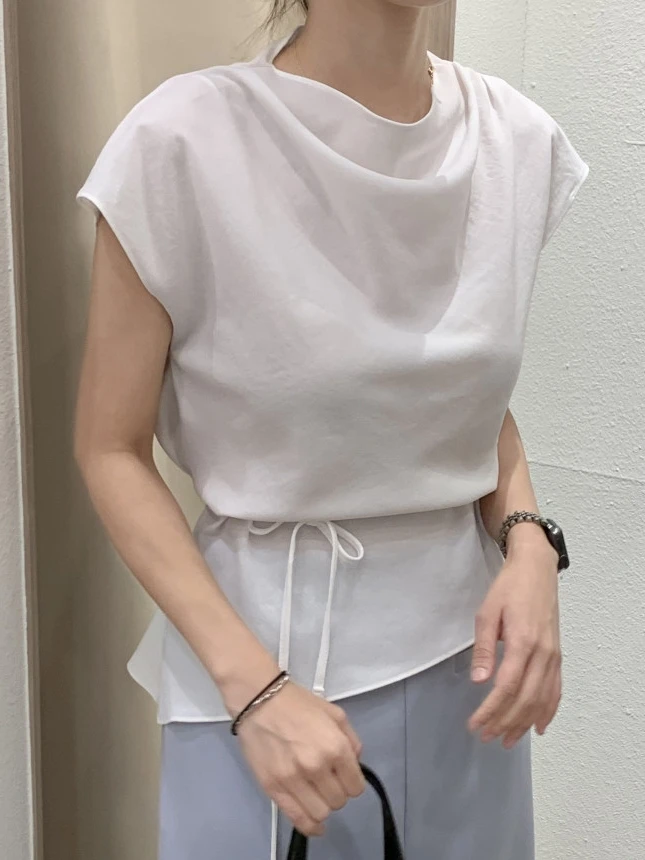 White Chic Women's irt 2025 Versatile Belted Svel Slimming Paper Thin Ne Swinging High End Feeling Top
White Chic Women's irt 2025 Versatile Belted Svel Slimming Paper Thin Ne Swinging High End Feeling Top