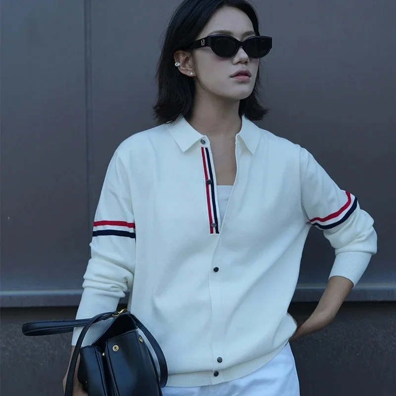 High-End Patchwork Stripe Knitted Open Cardigan Men Women Sle Lightweight Luxury Simple Sweater Base irt Trendy
High-End Patchwork Stripe Knitted Open Cardigan Men Women Sle Lightweight Luxury Simple Sweater Base irt Trendy