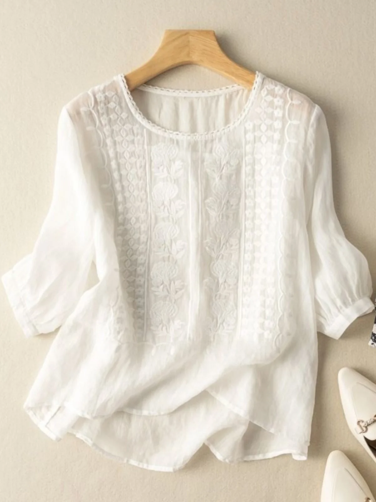 Loose Cotton Linen round Neck Five Sleeve T-Shirt Artistic Commute Style Pure Color Casual Women's Shirt Summer Fashion
Loose Cotton Linen round Neck Five Sleeve T-Shirt Artistic Commute Style Pure Color Casual Women's Shirt Summer Fashion