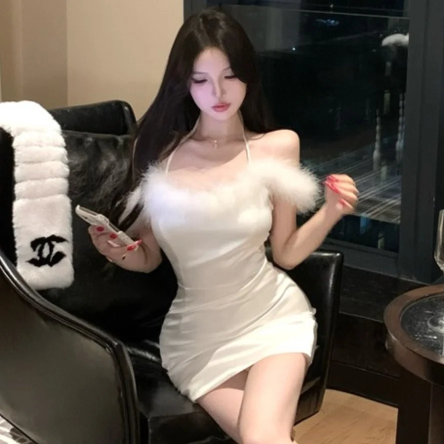 Trendy White Fur Trim Dress Women's Style Birthday Party Chest Wrap Sensual Pure Desire Rich Girl Fashion Spring 2026
Trendy White Fur Trim Dress Women's Style Birthday Party Chest Wrap Sensual Pure Desire Rich Girl Fashion Spring 2026