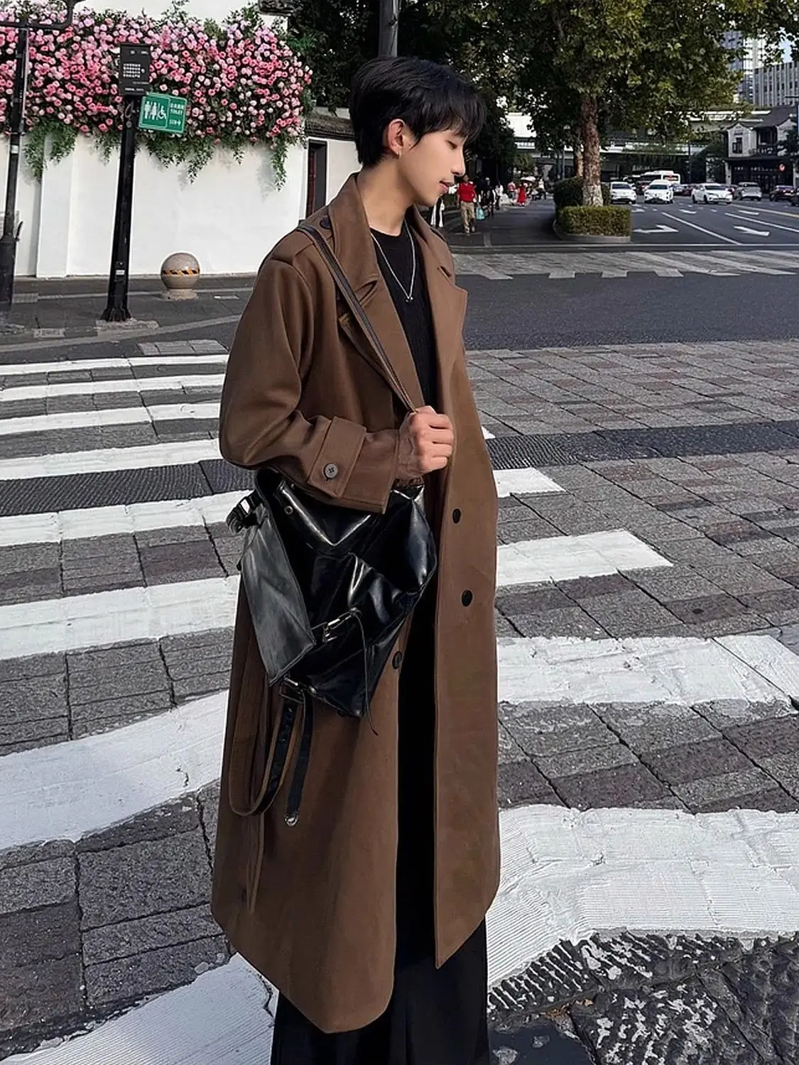 Мужское длинное пальто из смесовой шерсти с ангорой: мягкое, пушистое, ворсистое, шерстяное, пуховое, флисовое, с начесом, текстурированное, приятное на ощупь
Мужское длинное пальто из смесовой шерсти с ангорой: мягкое, пушистое, ворсистое, шерстяное, пуховое, флисовое, с начесом, текстурированное, приятное на ощупь