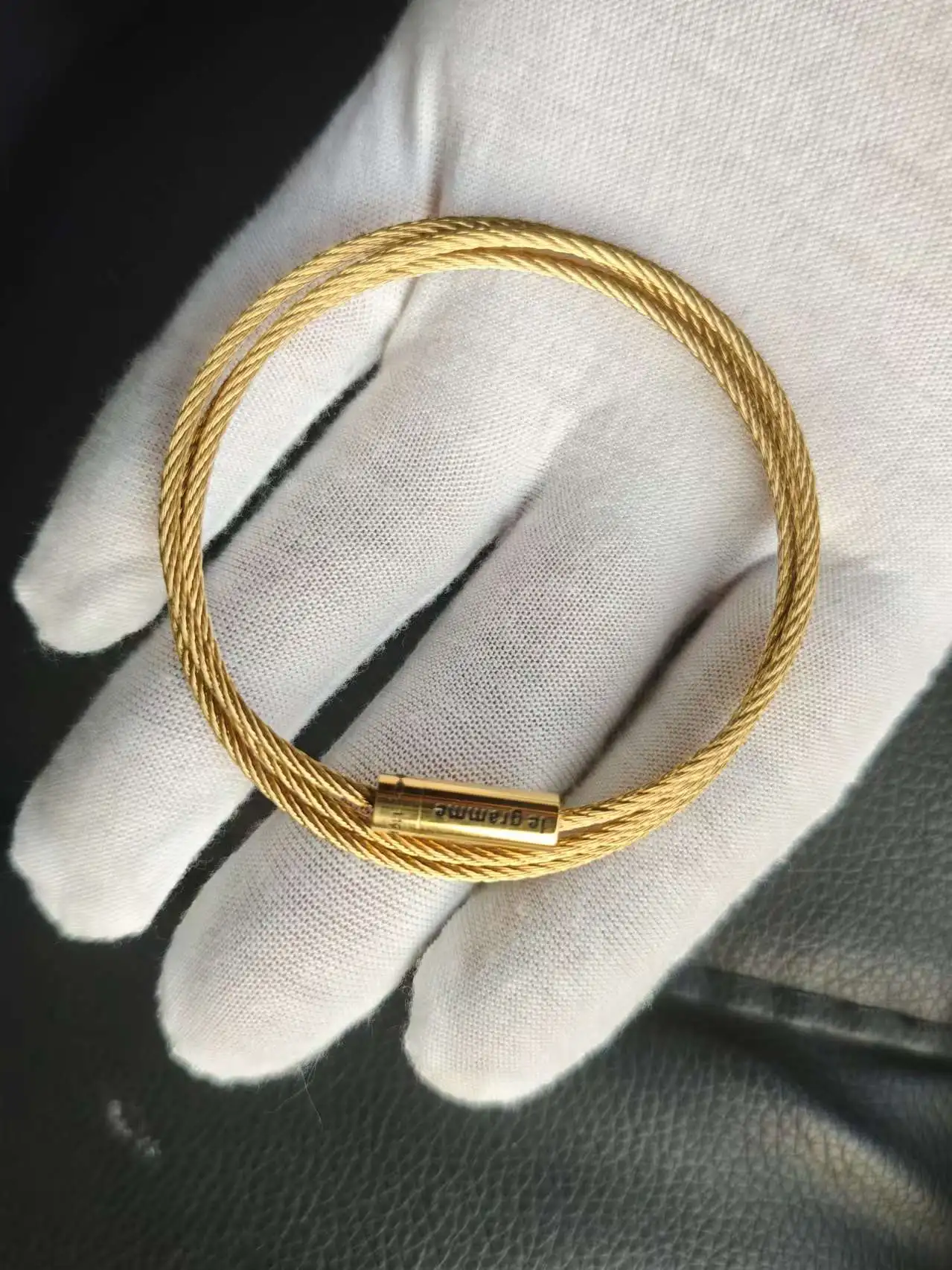 11g LE fashion gold three-layer bracelet rope, 925 sterling silver luxury French jewelry couple gift wholesale
11g LE fashion gold three-layer bracelet rope, 925 sterling silver luxury French jewelry couple gift wholesale