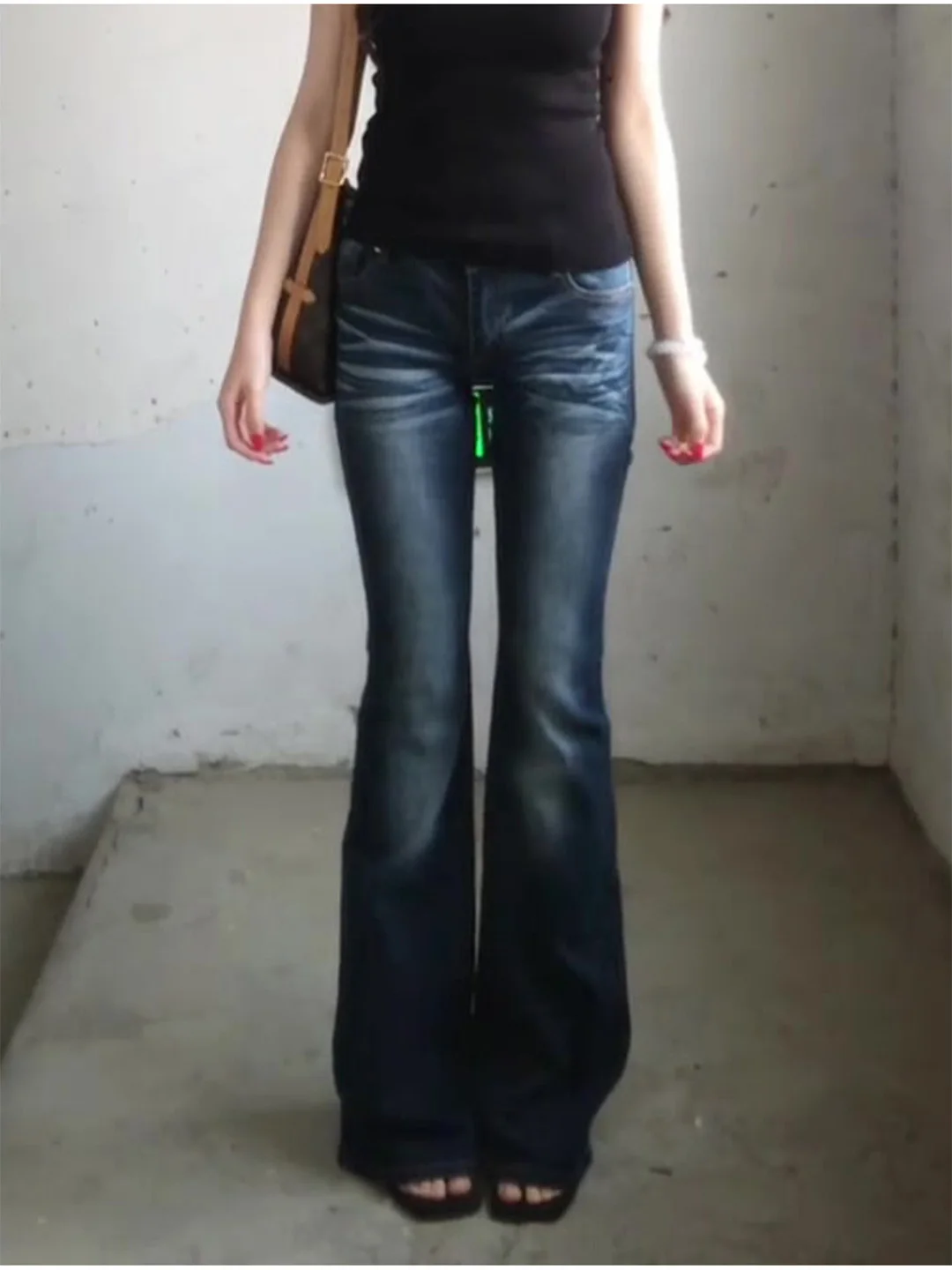 Retro Blue Denim High Waist Wide Leg Pants Women's Summer 2026 Casual Comfortable Vintage Style Floor Length Trousers
Retro Blue Denim High Waist Wide Leg Pants Women's Summer 2026 Casual Comfortable Vintage Style Floor Length Trousers