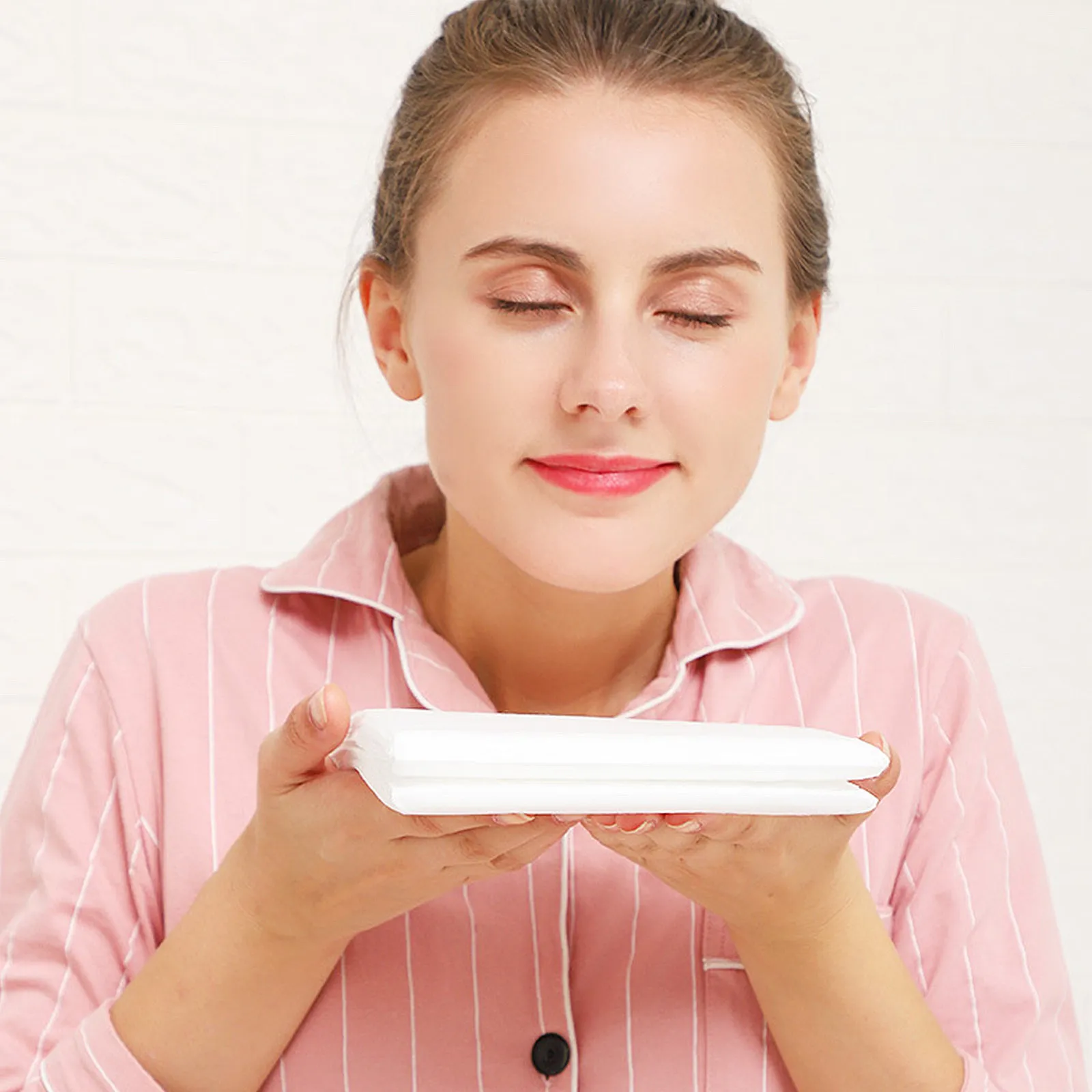 1Pcs Disposable Sleeping Bag Travel Soil-Proof Non-Woven Portable Hotel Bedding Sheet for Adults Sleeping Bag Travel Sheet
1Pcs Disposable Sleeping Bag Travel Soil-Proof Non-Woven Portable Hotel Bedding Sheet for Adults Sleeping Bag Travel Sheet