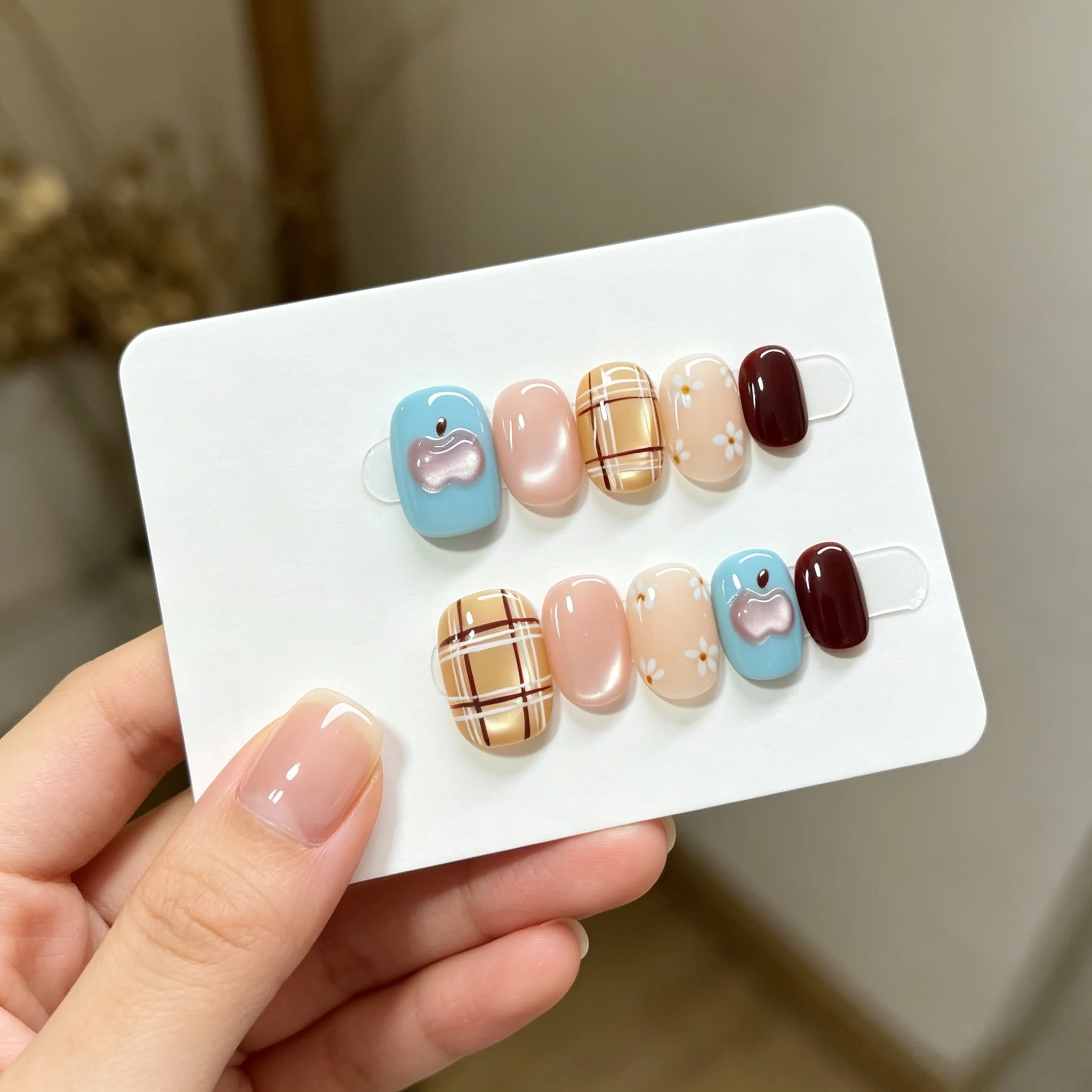 10pcs Cute 3D Plaid Daisy Handmade Nails Glossy Nude Blue Brown Fake Nail Short Square Full Coverage Nail Tips for Women&Girl
10pcs Cute 3D Plaid Daisy Handmade Nails Glossy Nude Blue Brown Fake Nail Short Square Full Coverage Nail Tips for Women&Girl