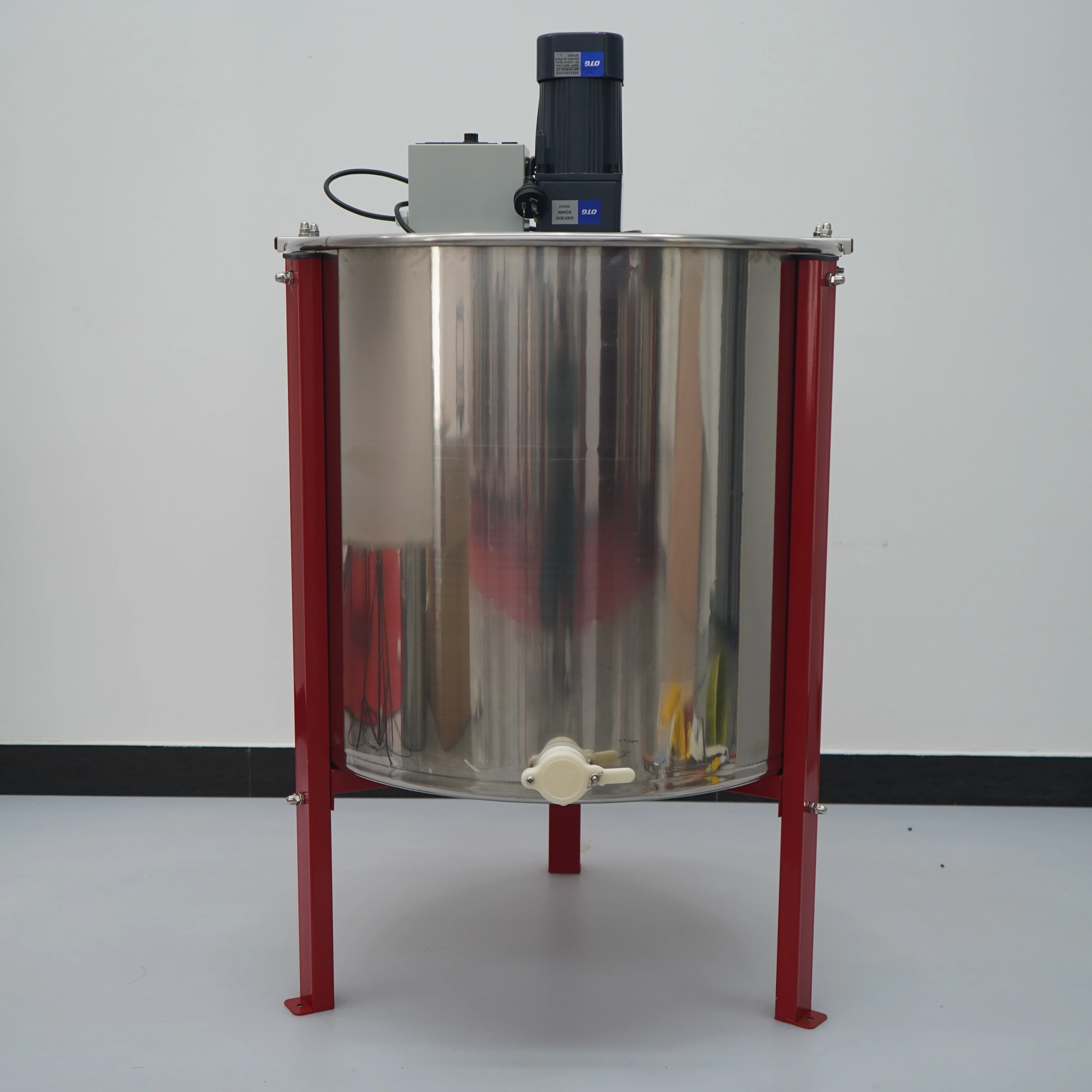 Honey Extractor 6 Frame Electric
Honey Extractor 6 Frame Electric