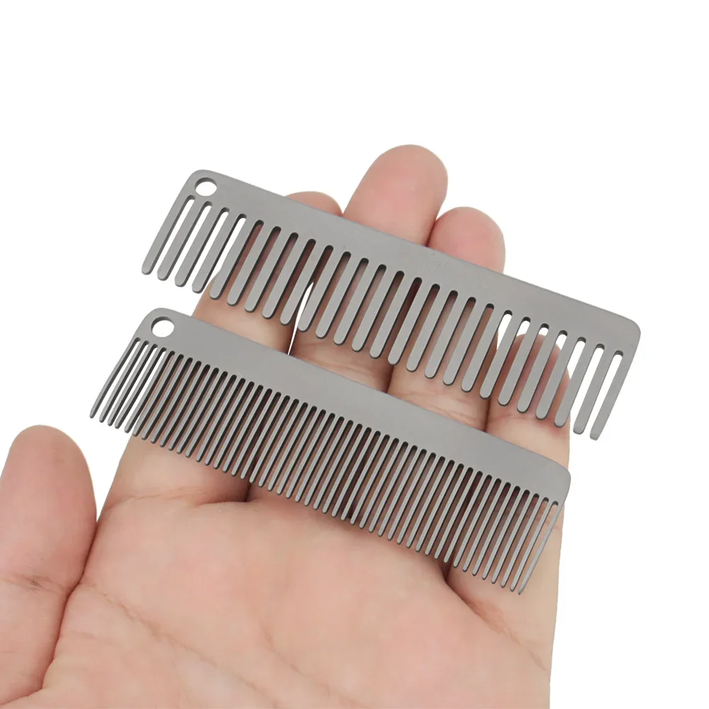 Small Titanium Alloy Comb Portable Combs Antistatic Bag Titanium Outdoor Hair Comb Camping Hiking Keychain Accessories Edc Gear
Small Titanium Alloy Comb Portable Combs Antistatic Bag Titanium Outdoor Hair Comb Camping Hiking Keychain Accessories Edc Gear