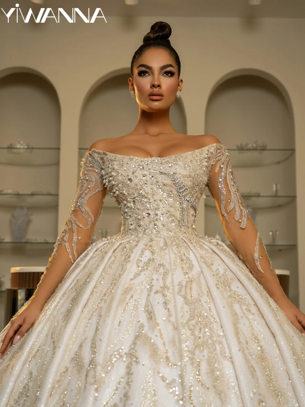 Dreamy Princess Beaded Crystal Wedding Dress Graceful Strapless Off Shoulder Bridal Gown Customized Dazzling Dresses For Bride
Dreamy Princess Beaded Crystal Wedding Dress Graceful Strapless Off Shoulder Bridal Gown Customized Dazzling Dresses For Bride