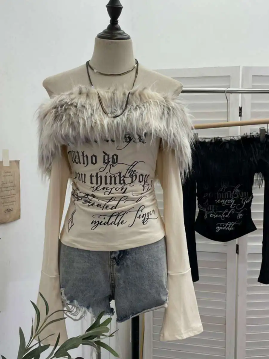 Sexy ort Svel T-irt with Flared Cuffs And Faux Fur Collar for Women Cotton Long Sve Print One-oulder Design
Sexy ort Svel T-irt with Flared Cuffs And Faux Fur Collar for Women Cotton Long Sve Print One-oulder Design