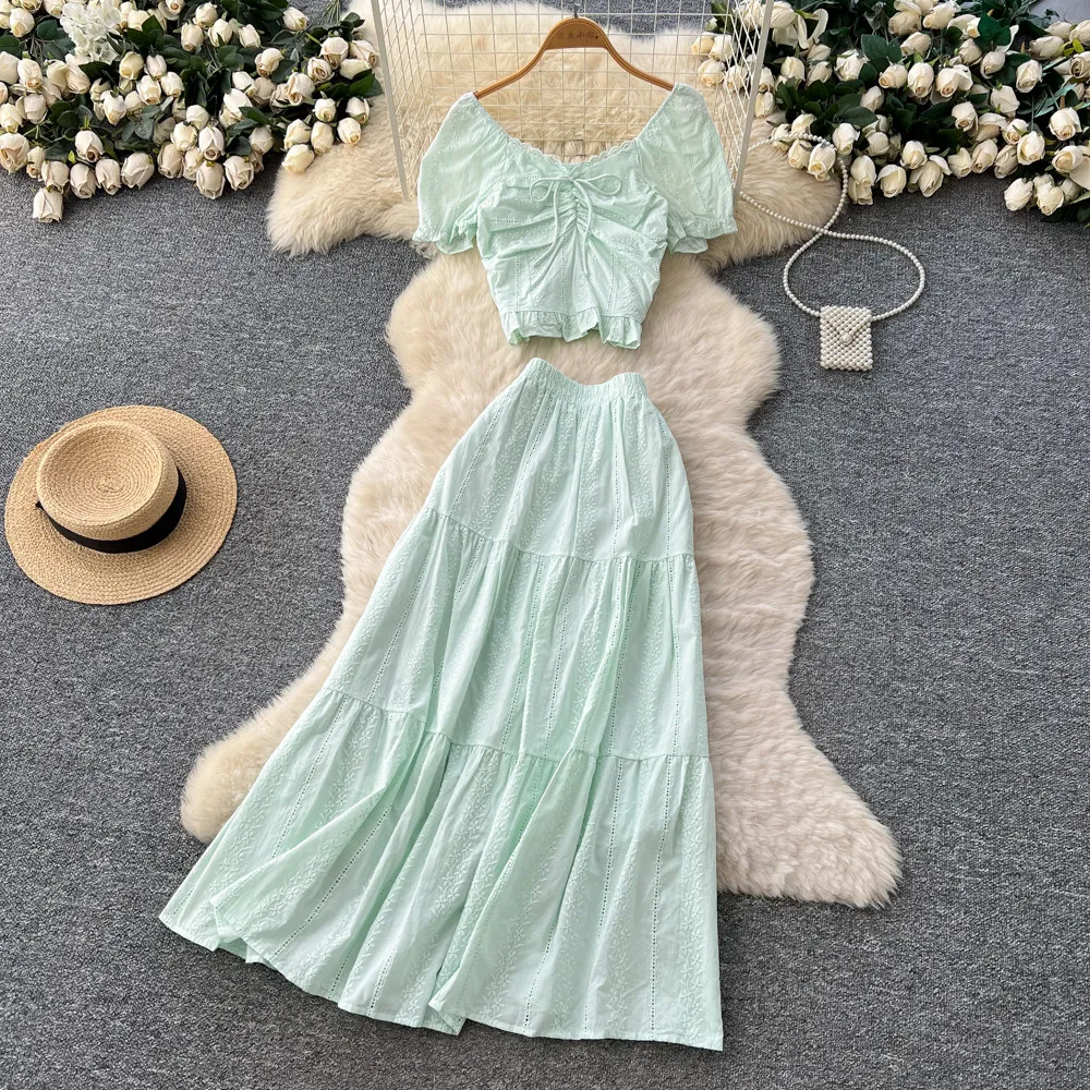 Шикарное сексуальное платье А-силуэта с пышными рукавами и квадратным вырезом, плиссированное, в стиле фейрикор, летний корейский модный комплект из двух предметов
Шикарное сексуальное платье А-силуэта с пышными рукавами и квадратным вырезом, плиссированное, в стиле фейрикор, летний корейский модный комплект из двух предметов