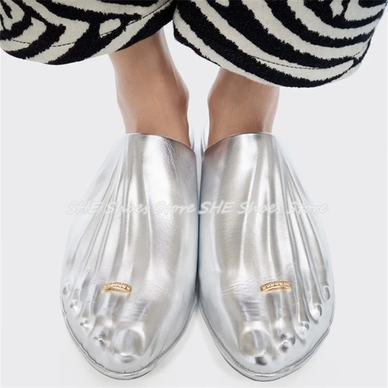 Fashion Design Ring Embellished Foots Women Mules Handmade Leather Five Finger Slippers Ladies Catwalk Party Dress Flats
Fashion Design Ring Embellished Foots Women Mules Handmade Leather Five Finger Slippers Ladies Catwalk Party Dress Flats