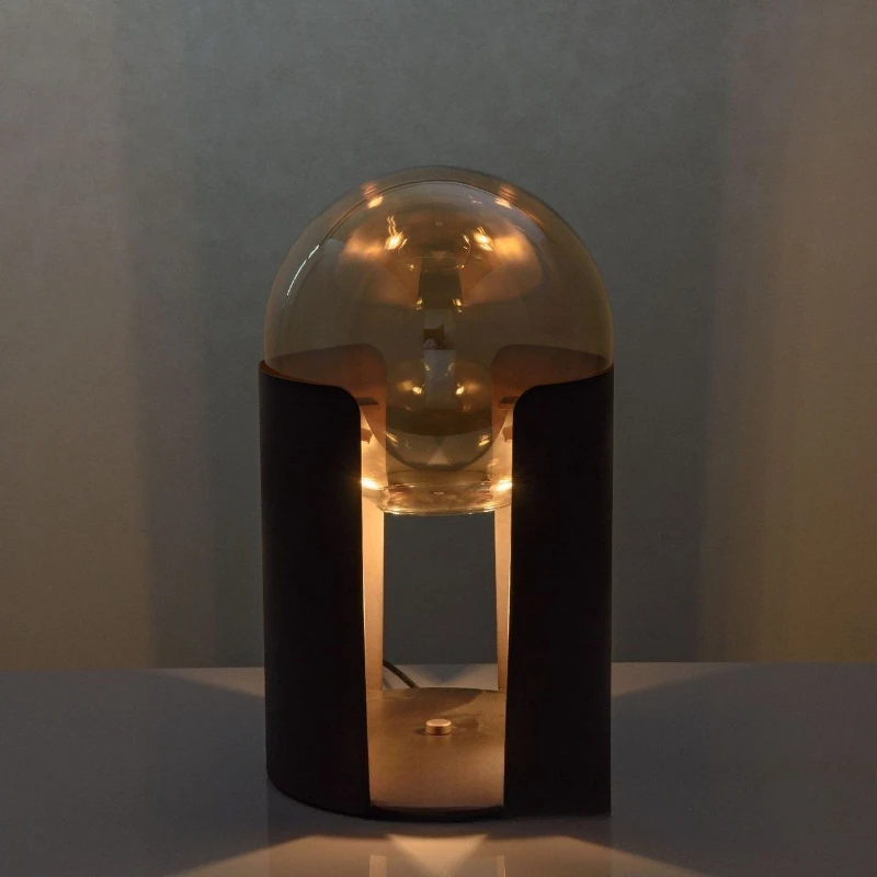 Led Brass Floor Light Personality Glass Ball Lampshade Bedroom Study Cafe Parlor Study Decorative Small Table Lamp Office
Led Brass Floor Light Personality Glass Ball Lampshade Bedroom Study Cafe Parlor Study Decorative Small Table Lamp Office