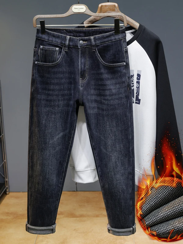 High-End Fleece-Lined Slim Fit Men's Jeans Mid-Waist Vintage Washed Embroidered Stretchy Autumn Winter Fashion Brand Trousers
High-End Fleece-Lined Slim Fit Men's Jeans Mid-Waist Vintage Washed Embroidered Stretchy Autumn Winter Fashion Brand Trousers