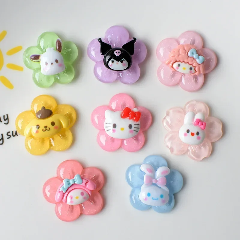10 шт. Sanrio Мультяшные прозрачные цветочные серии с плоским задником искусственные украшения Hello Kitty Kuromi Кабошон из смолы
10 шт. Sanrio Мультяшные прозрачные цветочные серии с плоским задником искусственные украшения Hello Kitty Kuromi Кабошон из смолы