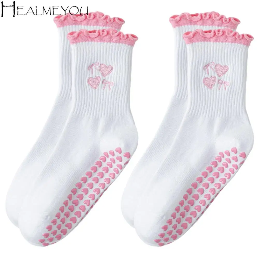 2pairs Heart Silicone Sock Sole Women Yoga Socks Embroidery Cherry Pattern Pilates Socks Sweet Breathable Non-Slip Socks Female
2pairs Heart Silicone Sock Sole Women Yoga Socks Embroidery Cherry Pattern Pilates Socks Sweet Breathable Non-Slip Socks Female