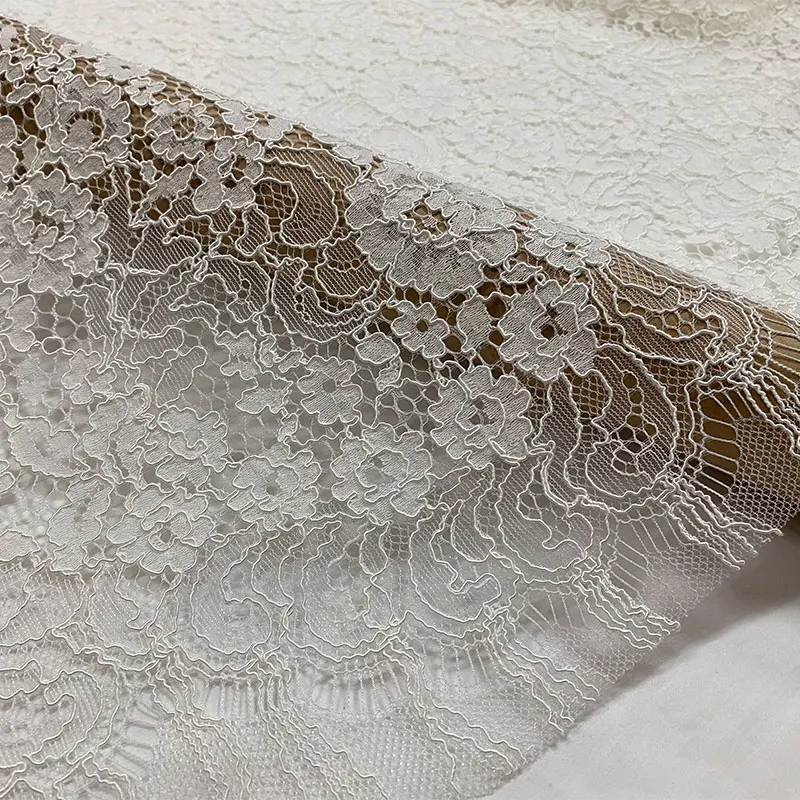 Heavyweight Hollow out Lace Fabric for Dres Clothing Sewing Bone Line Korean White Flower Fabric DIY Hanrt Material
Heavyweight Hollow out Lace Fabric for Dres Clothing Sewing Bone Line Korean White Flower Fabric DIY Hanrt Material