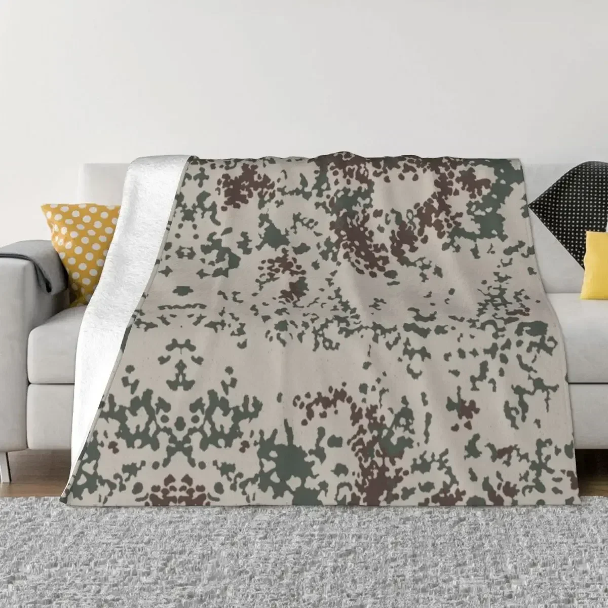 Camo Tropentarn Blanket Camouflage Military Flannel Awesome Warm Throw Blanket for Home Summer
Camo Tropentarn Blanket Camouflage Military Flannel Awesome Warm Throw Blanket for Home Summer