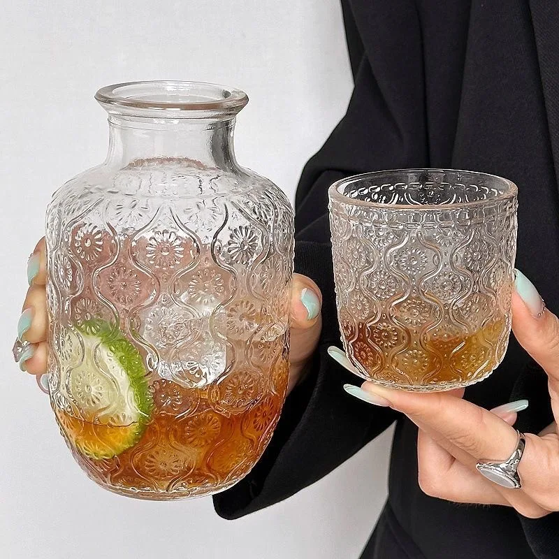 New Sle Glass Tea Pot Tulip ape One Pot One Cup for Juice And Cold Water Japanese Sle Refreing Design from Mainland C...
New Sle Glass Tea Pot Tulip ape One Pot One Cup for Juice And Cold Water Japanese Sle Refreing Design from Mainland C...