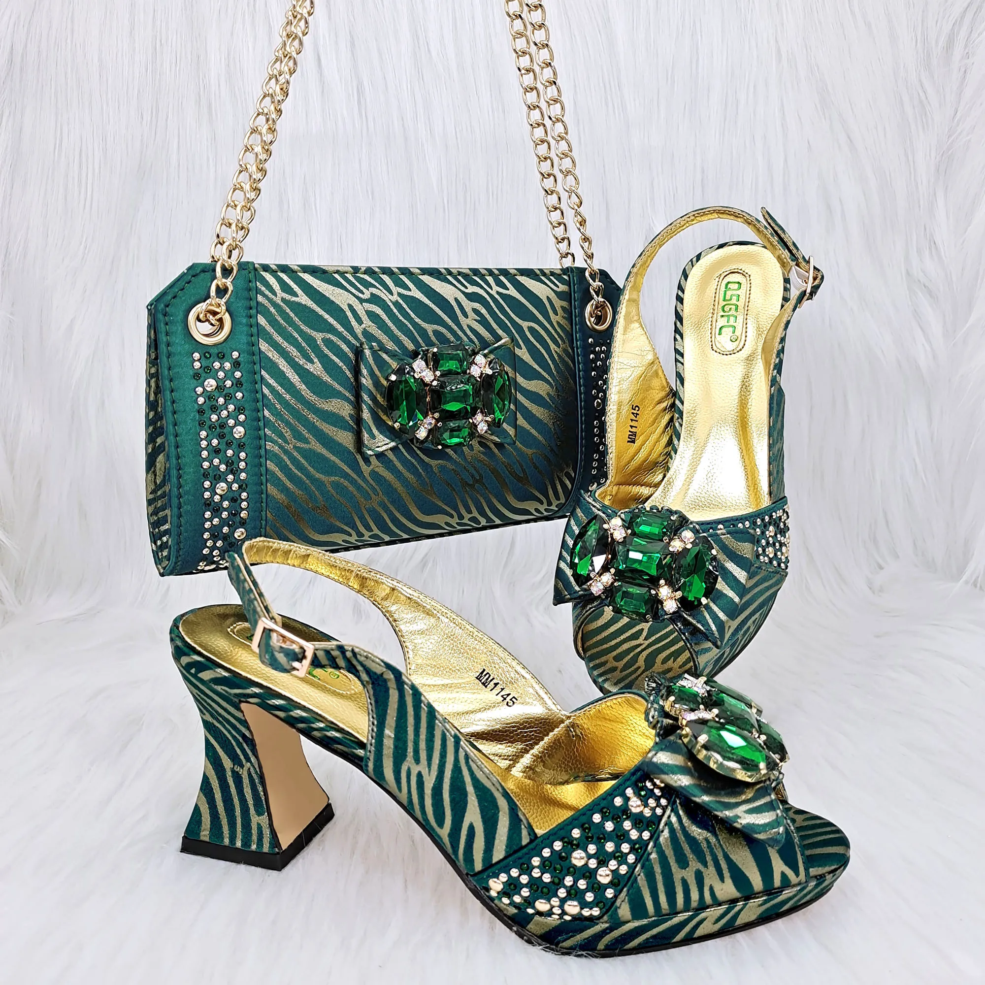Latest Style Fashion Square High-Heeled Shoes With Evening Bag Ladies Party Dual-Purpose Bag And Hand Bags Party Set 8.5cm
Latest Style Fashion Square High-Heeled Shoes With Evening Bag Ladies Party Dual-Purpose Bag And Hand Bags Party Set 8.5cm