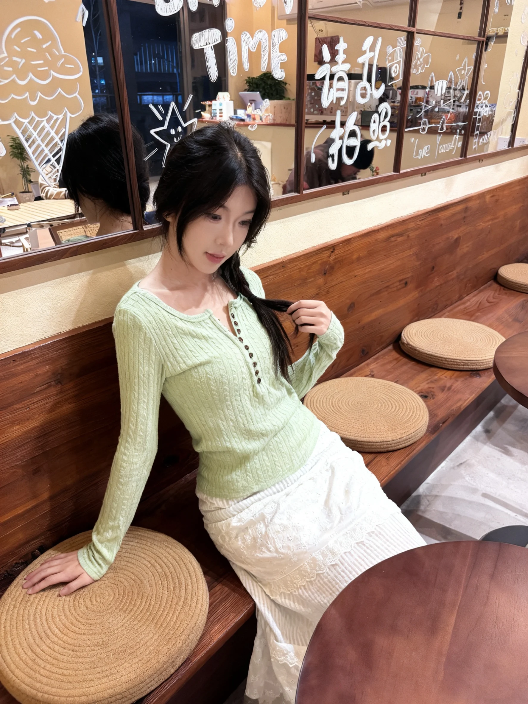 Облегающий вязаный свитер с длинным рукавом и воротником хенли, на пуговицах, в корейском стиле, для женщин, осень-зима, новинка
Облегающий вязаный свитер с длинным рукавом и воротником хенли, на пуговицах, в корейском стиле, для женщин, осень-зима, новинка