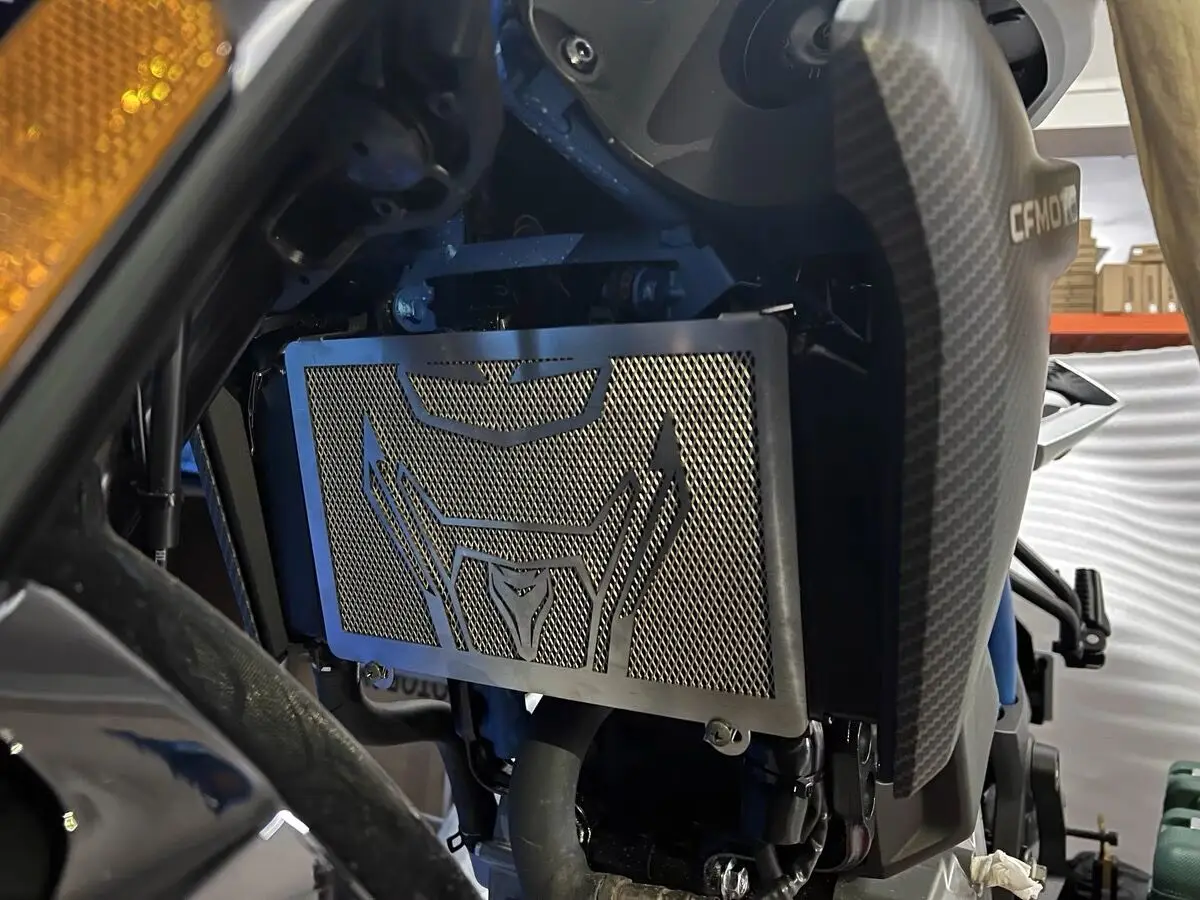 Motorbike Accessories FOR CFMOTO 250NK 300NK CFM OTO Radiator Protective Cover Grill Guard Grille Protector 250 300 NK
Motorbike Accessories FOR CFMOTO 250NK 300NK CFM OTO Radiator Protective Cover Grill Guard Grille Protector 250 300 NK