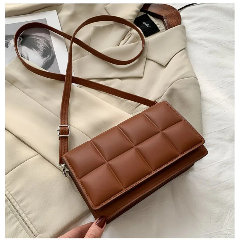 Women's Bag Autumn Winter New 2022 Female Literary Single-Shoulder Bag Minority Design Cross-Body Bag Trend Women's Bag Bolsos
Women's Bag Autumn Winter New 2022 Female Literary Single-Shoulder Bag Minority Design Cross-Body Bag Trend Women's Bag Bolsos