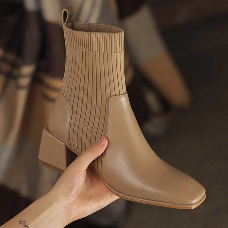 2023 Boots Winter New Ankle Socks Shoes Women Fashion Large Size 43 Knitted Short Boots Women Slip On High Heels Botas De Mujer
2023 Boots Winter New Ankle Socks Shoes Women Fashion Large Size 43 Knitted Short Boots Women Slip On High Heels Botas De Mujer