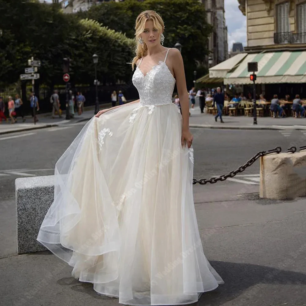 Fluffy A-Line Women Wedding Dresses Sleeveless V-Neck Shining Decals Bridal Gowns Floor Mopping Formal Party Vestidos De Novias
Fluffy A-Line Women Wedding Dresses Sleeveless V-Neck Shining Decals Bridal Gowns Floor Mopping Formal Party Vestidos De Novias