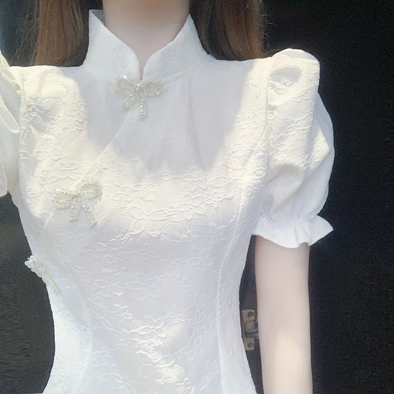 Light and Mature Style European and American Style Age Reduction Waist and Thin Design Sense Small Person Improved Cheongsam
Light and Mature Style European and American Style Age Reduction Waist and Thin Design Sense Small Person Improved Cheongsam