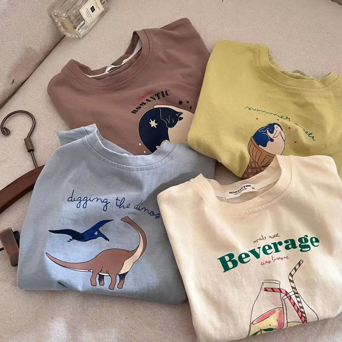 Child Pure Cotton Tshirt Printing Crew Neck Pullover Tops New Style Casual Loose Thin Cartoon Tops Baby Unisex Summer Clothes
Child Pure Cotton Tshirt Printing Crew Neck Pullover Tops New Style Casual Loose Thin Cartoon Tops Baby Unisex Summer Clothes
