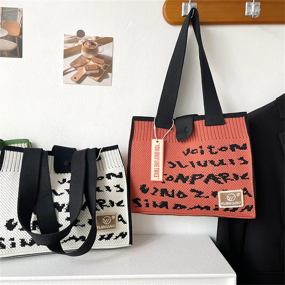 Women's Knot Wrist Bag Top Handle Bag Letters Knit Tote Bag Shopper Purses Large Capacity Chic Clutch Crochet Woven Handbags
Women's Knot Wrist Bag Top Handle Bag Letters Knit Tote Bag Shopper Purses Large Capacity Chic Clutch Crochet Woven Handbags
