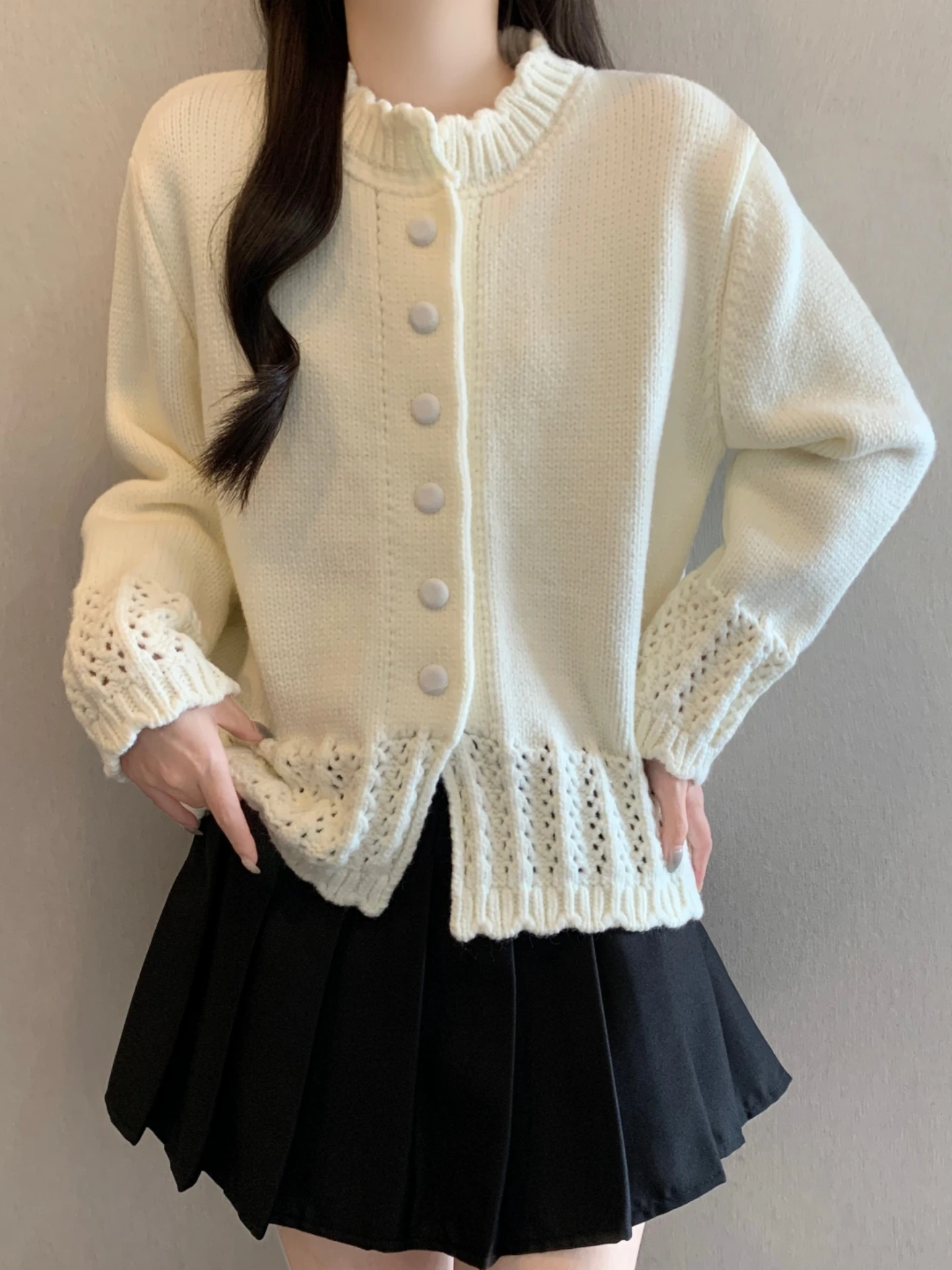 Slimming Short Knitted Sweater Coat Women's Fashion Spring Autumn Large Size MM Beautiful Open Cardigan Top Korean Style
Slimming Short Knitted Sweater Coat Women's Fashion Spring Autumn Large Size MM Beautiful Open Cardigan Top Korean Style