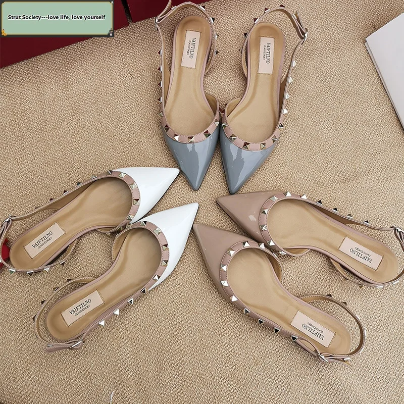 Брендовые туфли на плоской подошве с заклепками, роскошная женская обувь, новинка 2025, кожаные женские сандалии, тапочки на плоской подошве, повседневная элегантная удобная женская обувь
Брендовые туфли на плоской подошве с заклепками, роскошная женская обувь, новинка 2025, кожаные женские сандалии, тапочки на плоской подошве, повседневная элегантная удобная женская обувь