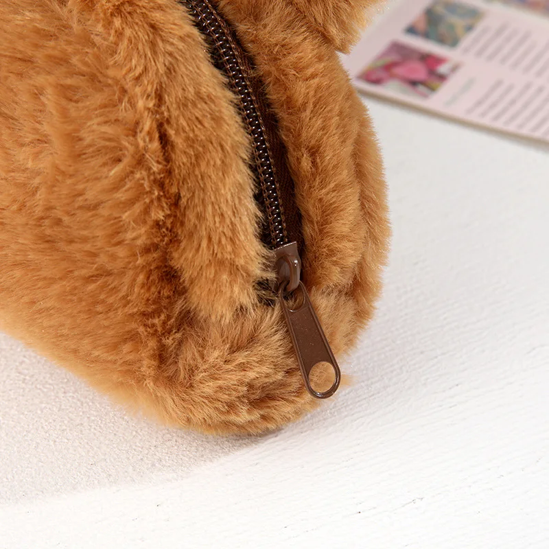 Capybara pencil case Guinea Pig Large capacity plush pencil case Students learn stationery supplies
Capybara pencil case Guinea Pig Large capacity plush pencil case Students learn stationery supplies