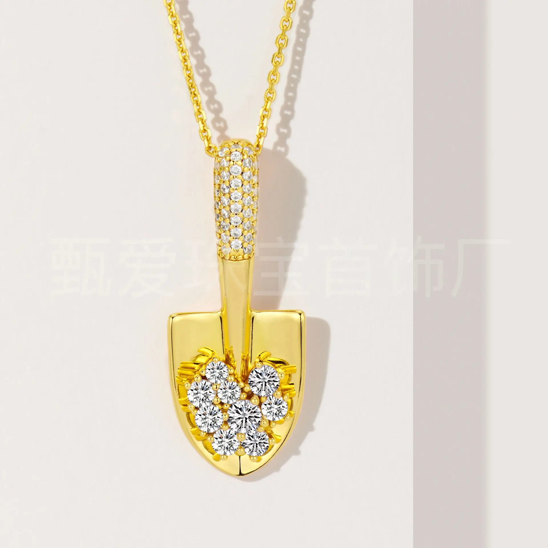 New 925 Silver Inlaid High Carbon Diamond Necklace Women's Niche Unique Design Sense Exquisite Silver Shovel Collarbone Chain Wh
New 925 Silver Inlaid High Carbon Diamond Necklace Women's Niche Unique Design Sense Exquisite Silver Shovel Collarbone Chain Wh