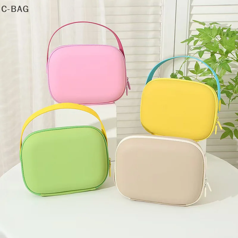 1Pc Waterproof PU Handle Cosmetic Bag Travel Portable Storage Bag Large Capacity Toiletry Bag Portable Square Zipper Makeup Case
1Pc Waterproof PU Handle Cosmetic Bag Travel Portable Storage Bag Large Capacity Toiletry Bag Portable Square Zipper Makeup Case