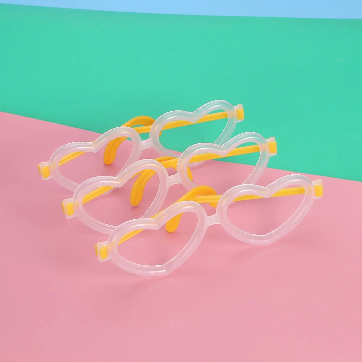 30Pcs Light Up Heart-Shaped Glow Glasses Bright Long-Lasting Glow Lightweight Comfortable Party Supplies Festival Wedding
30Pcs Light Up Heart-Shaped Glow Glasses Bright Long-Lasting Glow Lightweight Comfortable Party Supplies Festival Wedding