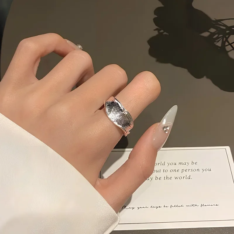 925 Sterling Silver Chic Irregular Wave Curling Adjustable Opening Rings for Women Fine Jewelry Minimalist Accessories
925 Sterling Silver Chic Irregular Wave Curling Adjustable Opening Rings for Women Fine Jewelry Minimalist Accessories